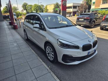 SPOTICAR Bmw Serie 2 218d Grand Tourer Business Auto 7 Posti Usata - Monovolume Diesel Bianco - Reggio Emilia - 502487485_3