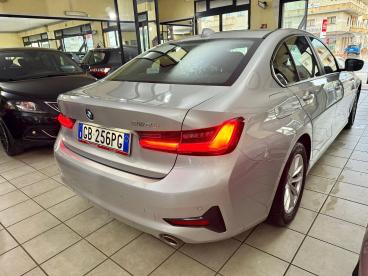 SPOTICAR Bmw Serie 3 320 D Mhev 48v Business Advantage Auto Usata - Berlina Ibrido Grigio - Lancusi - 502384349_4
