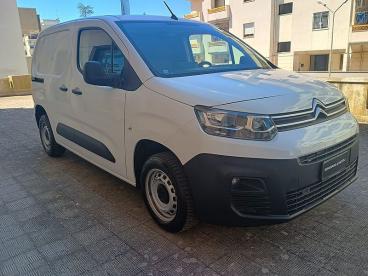 SPOTICAR Citroën Berlingo Van M 1.5 Bluehdi 100cv Club 3p.ti Usata - Family Car Diesel Bianco - Taranto - 1202467056_1