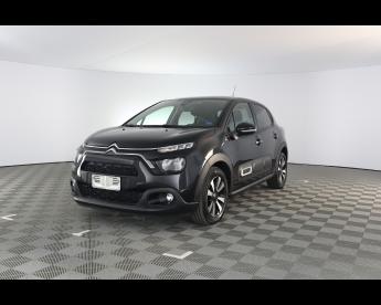 SPOTICAR Citroën C3 Iii 2017 1.2 Puretech Max S And S 110cv Usata - City Car Benzina Nero - Piacenza - 502416498_2
