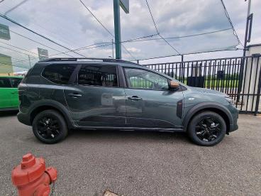 SPOTICAR Dacia Jogger 2025 1.8 Hybrid Extreme Auto 155cv Usata - Coupé-cabriolet Benzina Verde - Rivoli - 1202457183_4