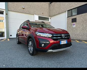 SPOTICAR Dacia Sandero * Stepway 1.0 Tce Comfort Sl Daciaplus Eco-g 100cv Usata - City Car Gpl-metano Rosso - Bollengo - 502393588_1