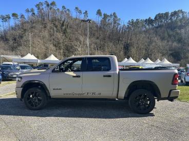 SPOTICAR Dodge Ram 420 Cv Gpl Netto Iva Laramie Night Usata - Coupé-cabriolet Gpl-metano Nero - Santo Stefano Di Magra - 502420472_4