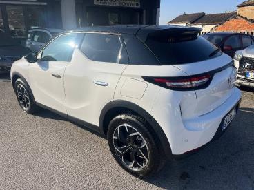 SPOTICAR Ds Ds 3 3 Crossback Bluehdi 130 Aut. So Chic Usata - City Car Diesel Bianco - Lancusi - 502397980_3
