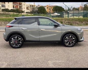 DS CERTIFIED Ds Ds 3 2023 1.5 Bluehdi Performance Line 130cv Auto Usata -  Diesel Grigio - Matera - 2431994_3
