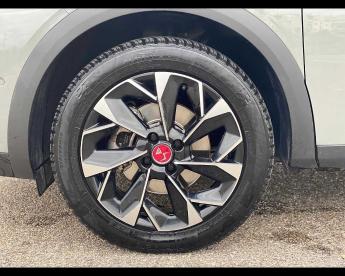 DS CERTIFIED Ds Ds 3 2023 1.5 Bluehdi Performance Line 130cv Auto Usata -  Diesel Grigio - Matera - 2431994_5