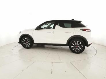 DS CERTIFIED Ds Ds 3 1.5 Bluehdi Performance Line 130cv Auto Usata -  Diesel Bianco - San Giovanni Teatino - 2433091_2