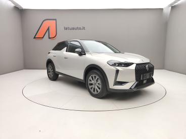 SPOTICAR Ds Ds 3 2023 1.2 100cv Bastille Business Usata - City Car Benzina Nero - Voghera - 502481656_4