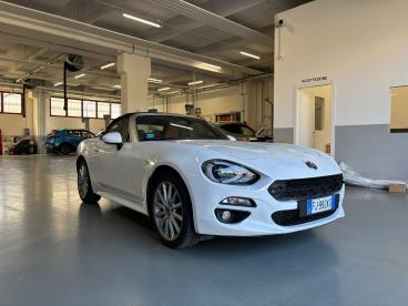 SPOTICAR Fiat 124 Spider 1.4 M-air Lusso Usata - Coupé-cabriolet Benzina Bianco - Bollengo - 502342364_1