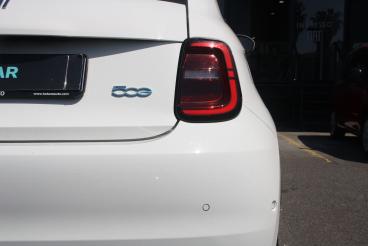 SPOTICAR Fiat 500 La Prima Berlina 42 Kwh Usata - City Car Elettrica Bianco - Giarre - 502333543_5