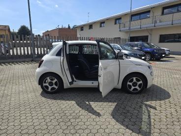 SPOTICAR Fiat 500 Passion 3+1 Usata - City Car Elettrica Bianco - Gavirate - 502335945_5