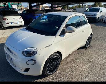 SPOTICAR Fiat 500 E 42 Kwh Icon Usata - City Car Elettrica Bianco - Mirandola - 1202428668_3