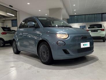 SPOTICAR Fiat 500 Elettrica Icon 3+1 Usata - City Car Elettrica Blu - Milano - 1202437086_3