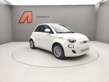 SPOTICAR Fiat 500 500e 118cv 320km 42kwh Usata - City Car Elettrica Bianco - Voghera - 502487140_3