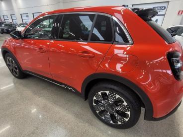 SPOTICAR Fiat 600 600e Elettrica My24 - La Prima Usata - Suv Elettrica Arancio - Monza - 502319579_4