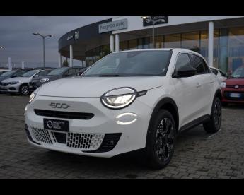 SPOTICAR Fiat 600 (2023-->) Hybrid 110 Cv Dct Mhev La Prima Ii Usata - Suv Ibrido Bianco - Pineto - 502417368_1