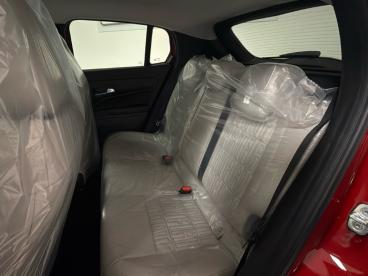 SPOTICAR Fiat 600 Iv 2023 1.2 Hybrid La Prima 110cv Auto Usata - Suv Ibrido Rosso - Carini - 502426254_5