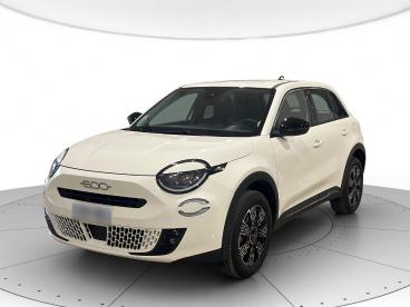 SPOTICAR Fiat 600 Iv 2023 1.2 Hybrid 145cv Auto Usata - Suv Ibrido Bianco - Verona - 502444897_1