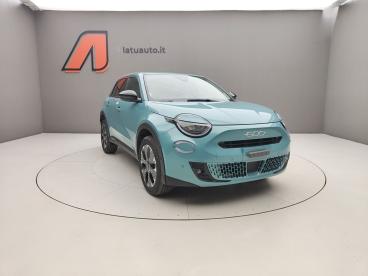 SPOTICAR Fiat 600 Iv 2023 1.2 Hybrid 145cv La Prima Dct Usata - Suv Ibrido Plug-in Blu - Voghera - 502481719_3