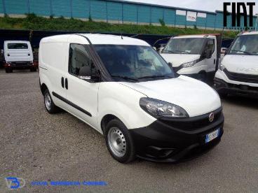 SPOTICAR Fiat Doblo Cargo Doblo Dobla² 1.6 Mjt 105cv S And S Cargo Usata - Monovolume Diesel Bianco - Castegnato - 902349916_1