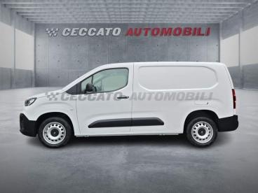 SPOTICAR Fiat Doblo Cargo Doblo Series 4 Van Lh1 1.5 Bluehdi 100cv Mt6 Usata - Monovolume Diesel Bianco - Thiene - 502400879_2