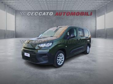SPOTICAR Fiat Doblo Cargo Doblo Doblo Passo Lungo 1.5 D Doblo 130cv Auto Usata - Monovolume Diesel Verde - Thiene - 502405703_1