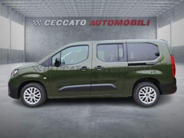 SPOTICAR Fiat Doblo Cargo Doblo Doblo Passo Lungo 1.5 D Doblo 130cv Auto 7p. Usata - Monovolume Diesel Verde - Albignasego - 502444888_2