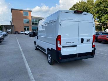 SPOTICAR Fiat Ducato Serie 2 My25.5 Furgone Lastrato L2h2 33 2.2 Diesel Usata - Veicoli Commerciali Diesel Bianco - Lancusi - 502439116_3