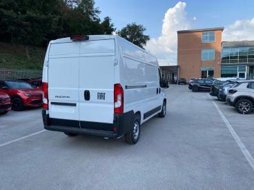 SPOTICAR Fiat Ducato Serie 2 My25.5 Furgone Lastrato L2h2 33 2.2 Diesel Usata - Veicoli Commerciali Diesel Bianco - Lancusi - 502439116_4