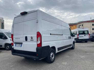 SPOTICAR Fiat Ducato Serie 8 Furgone Lastrato 35q Lh2 160cv 2.2 Multije Usata - Coupé-cabriolet Diesel Bianco - Lancusi - 502440846_3