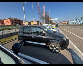 SPOTICAR Fiat Panda Nuova My25 1.0 70cv Hybrid Pandina Usata - City Car Ibrido Nero - Reggio Emilia - 502443483_4