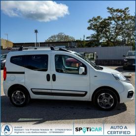 SPOTICAR Fiat Qubo 1.3 Mjt 80 Cv Trekking Usata - Family Car Diesel Bianco - Sassari - 502456957_4
