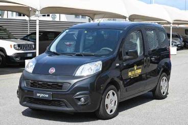 SPOTICAR Fiat Qubo 1.3 Mjt 80 Cv T And S Lounge Usata - Family Car Diesel Nero - Carmagnola - 502491620_1