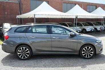 SPOTICAR Fiat Tipo 1.6 Mjt S And S Sw Lounge 120cv Usata - Station Wagon Diesel Grigio - Carmagnola - 502244298_4