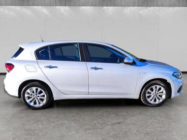 SPOTICAR Fiat Tipo 5p 1.3 Mjt Lounge S And S 95cv My19 Usata - Berlina Diesel Argento - Cuneo - 502284610_4