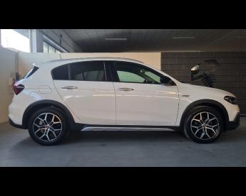 SPOTICAR Fiat Tipo 5 Porte Cross Ii 2021 5p 1.3 Mjt Cross S And S 95c Usata - Coupé-cabriolet Diesel Bianco - Tortoreto - 502314452_3