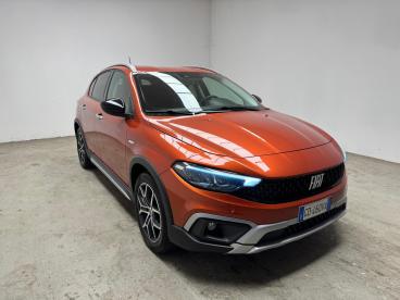 SPOTICAR Fiat Tipo 5 Porte Cross Ii 2021 5p 1.0 Cross 100cv Usata - Coupé-cabriolet Benzina Arancio - Biella - 502398680_1