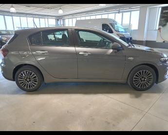 SPOTICAR Fiat Tipo 5 Porte Hatchback My22 1.3 95cv Ds Hb City Life Usata - Coupé-cabriolet Diesel Grigio - Pisa - 502439550_4