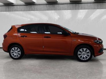 SPOTICAR Fiat Tipo Hybrid 5p 1.5 T4 Hybrid 130cv Dct Usata - Berlina Ibrido Arancio - Cuneo - 502459603_5