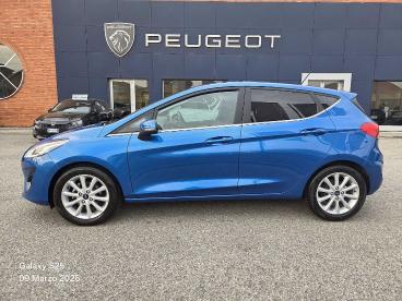 SPOTICAR Ford Fiesta 1.1 75 Cv Gpl 5 Porte Titanium Usata - City Car Gpl-metano Blu - Abbiategrasso - 1202437138_1