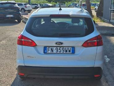 SPOTICAR Ford Focus 1.5 Tdci 120 Sw Business Navy Usata - Station Wagon Diesel Bianco - Foggia - 1202344185_4