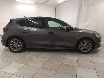 SPOTICAR Ford Focus 1.0 Ecoboost H St-line Design 125cv Usata - Berlina Ibrido Grigio - Cuneo - 502376726_4