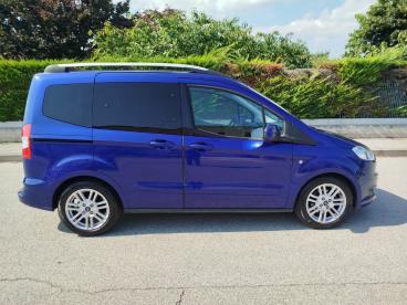 SPOTICAR Ford Tourneo Courier 1.5 Tdci 75cv Titanium E6 Usata - Family Car Diesel Blu - Cuneo - 502284821_4