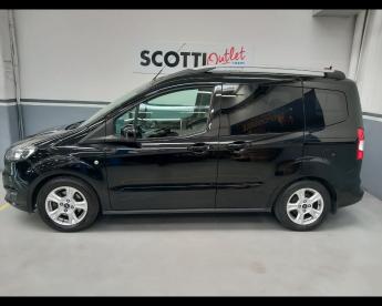 SPOTICAR Ford Tourneo Courier E5 2014 1.6 Tdci 95cv Titanium E5 Usata - Family Car Diesel Nero - Venturina Terme - 502294180_5