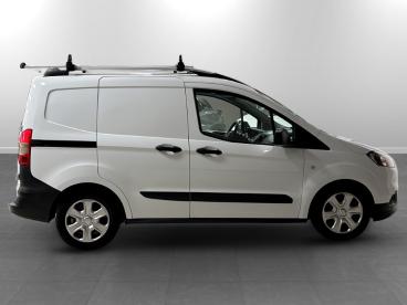 SPOTICAR Ford Tourneo Courier 2018 1.0 Ecob. 100cv Plus My19 Usata - Family Car Benzina Bianco - Torino - 502407689_2