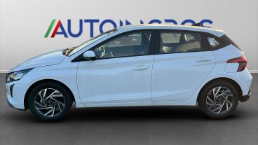 SPOTICAR Hyundai I20 Iii 2023 1.2 Mpi Connectline 79cv Mt Usata - City Car Benzina Bianco - Torino - 502407538_2