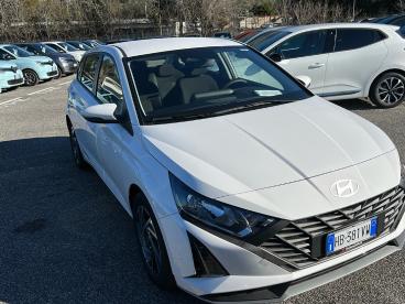 SPOTICAR Hyundai I20 Iii 2023 1.2 Gpl Connectline 78cv Mt Usata - City Car Gpl-metano Bianco - Roma - 502414010_2