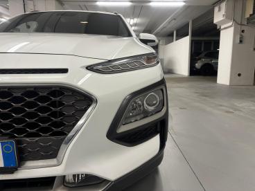 SPOTICAR Hyundai Kona I 2017 1.6 Crdi Xprime 2wd 115cv Usata - Suv Diesel Bianco - Bollengo - 502393234_5