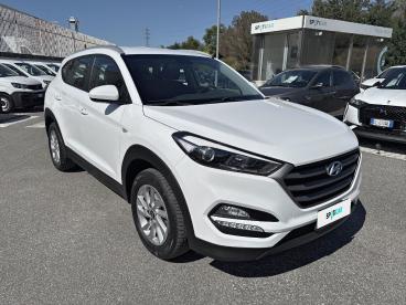 SPOTICAR Hyundai Tucson 1.7 Crdi 2wd 115cv Xplus Usata - Suv Diesel Bianco - Roma - 1202392772_3