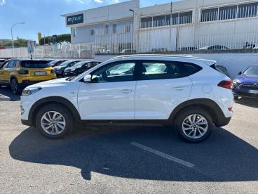 SPOTICAR Hyundai Tucson 1.7 Crdi 2wd 115cv Xplus Usata - Suv Diesel Bianco - Roma - 1202392772_4